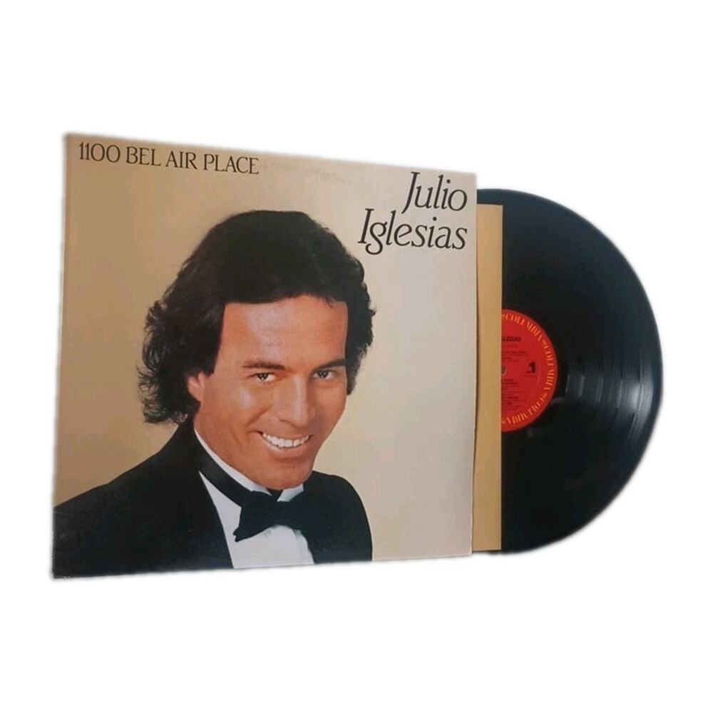 Julio Iglesias 1100 Bel Air Place Vinyl LP Columbia QC-39157 1984 Pop Tested